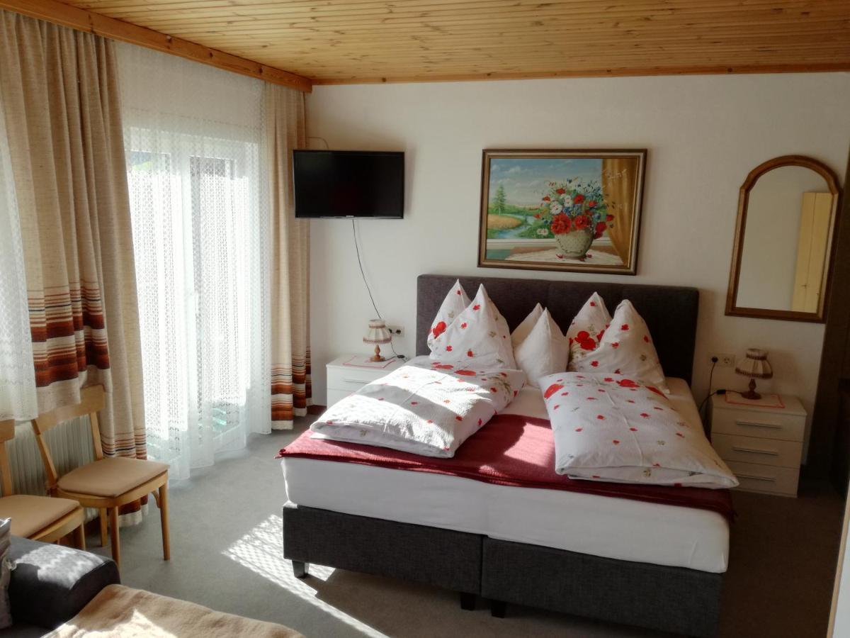 Pension Brunner Бад Кляйнкирххайм Экстерьер фото